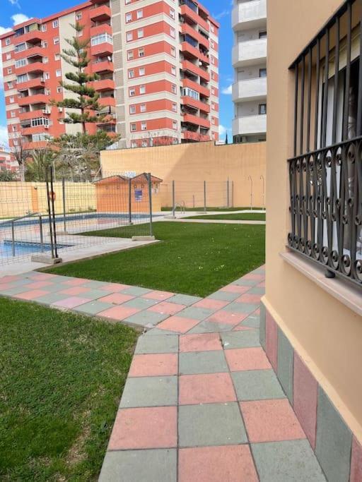 Estudio En Fuengirola Con Vistas Al Mar Ngoại thất bức ảnh